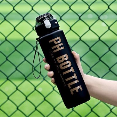 comprar BPA Free 1000ml 1 Litro SIPPER garrafa de água com palha para adultos Cor Gradiente 32 onças Grande capacidade Muitas cores Reutilizável Sem odor online manufacture