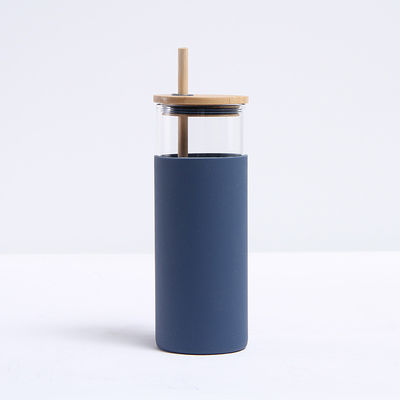 comprar Cor clara portátil robusto de silicone revestido de vidro garrafa de água de vidro bebendo tumbler com palha e tampa de bambu logotipo personalizado design elegante online manufacture