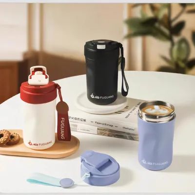 comprar Tubarão de aço inoxidável com prova de vazamento gravado a laser Tubarão de café à prova de vazamento Tubarão de café para acampamento Viagens de caminhada Desporto ativo Fabricação em linha