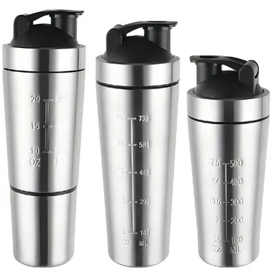 comprar 500/750ML Fácil de Carregar Prata Protein Shaker de aço inoxidável personalizado garrafa Shaker de ginástica de aço inoxidável com bola de mistura livre de BPA boca larga Fabricação em linha