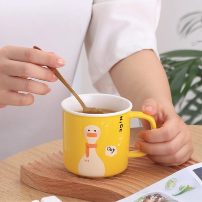 comprar Caneca de Cerâmica Amarela com Base de Aquecimento USB online manufacture