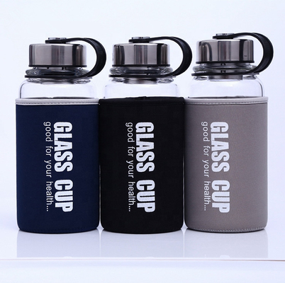 comprar 850 ml/1000 ml Garrafas de vidro de grande porte para desporto duráveis de alto borosilicato garrafa de água de vidro irrompível de 1 litro com manga de nylon contra vazamentos e derrames online manufacture