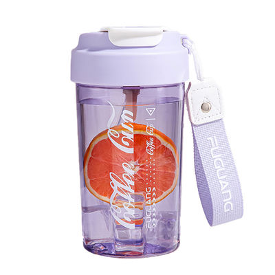 Garrafa de água livre de Tritan Bpa à prova de vazamento de 550 ml, segura, criativa, de alta aparência, de verão, de parede única, garrafa de caneca de café multifuncional, com logotipo personalizado.