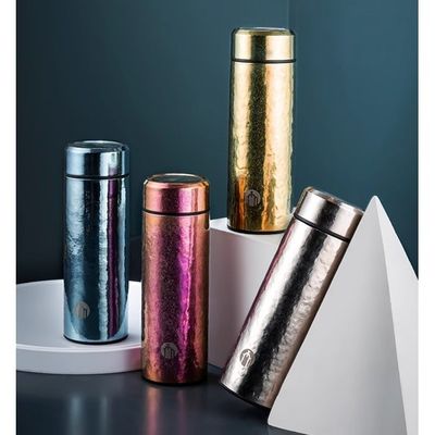 Preparado para viagens Premium Titânio Hydro Flask Leve Proof 500ml Capacidade Titânio Bottle de água isolada Ideal para acampar caminhadas Design Featherlight